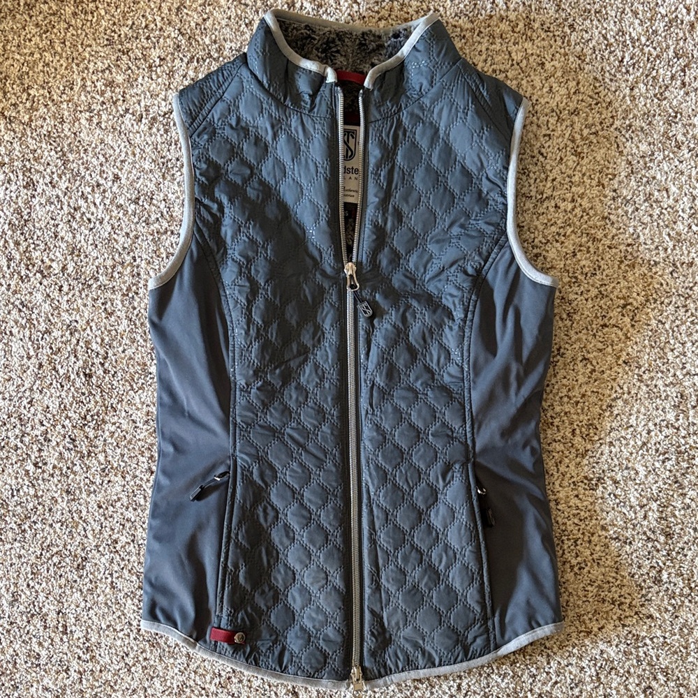 Tredstep Ireland Equestrian Women's Quilted Vest in Charcoal Gray Faux Fur Lined